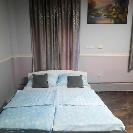Apartments Royal Menex Požarevac Стая снимка