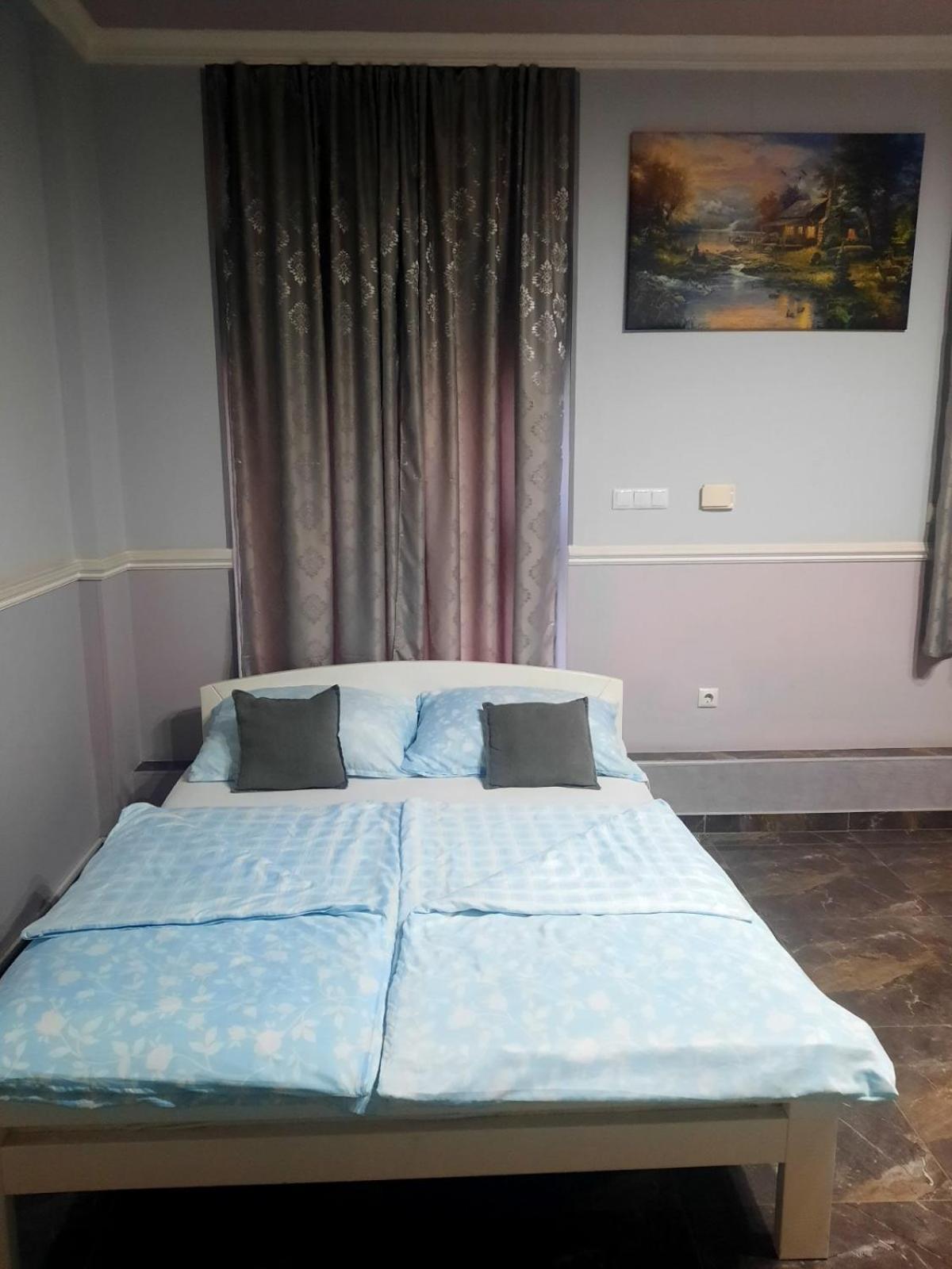 Apartments Royal Menex Požarevac Стая снимка