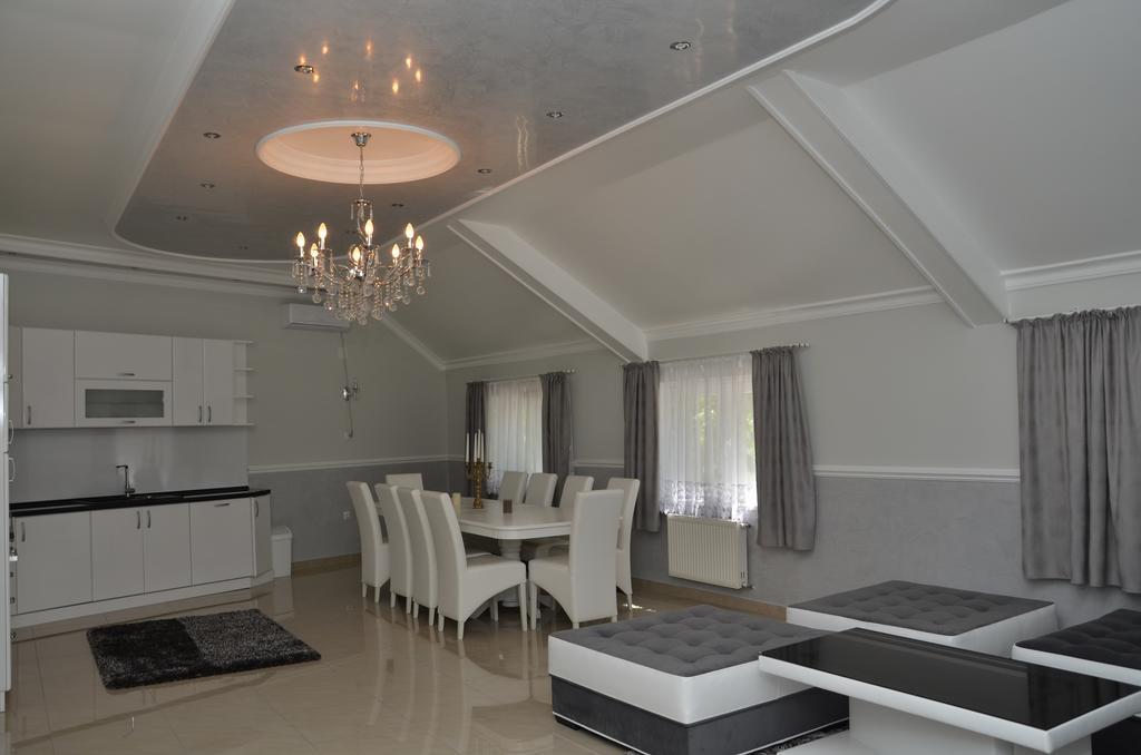 Apartments Royal Menex Požarevac Стая снимка