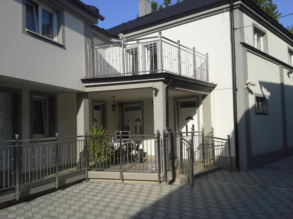 Apartments Royal Menex Požarevac Екстериор снимка